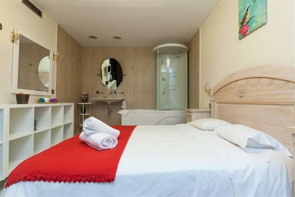 ברצלונה Gaudi Residence מראה חיצוני תמונה